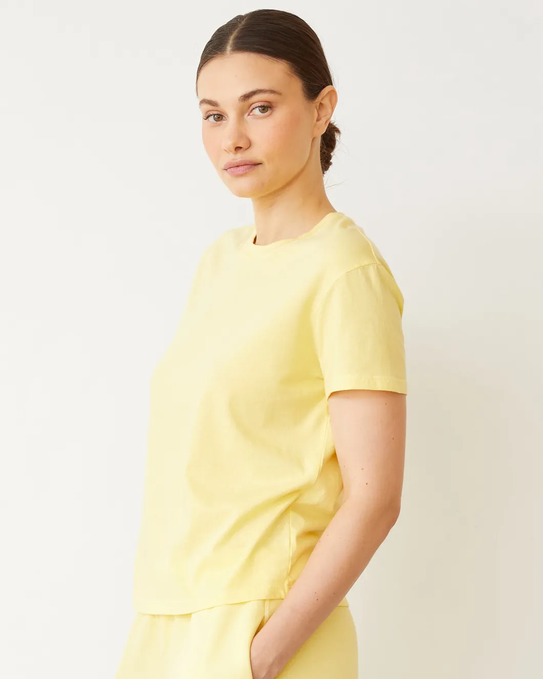 MONROW Basic Crew Neck Tee LEMON Outlet
