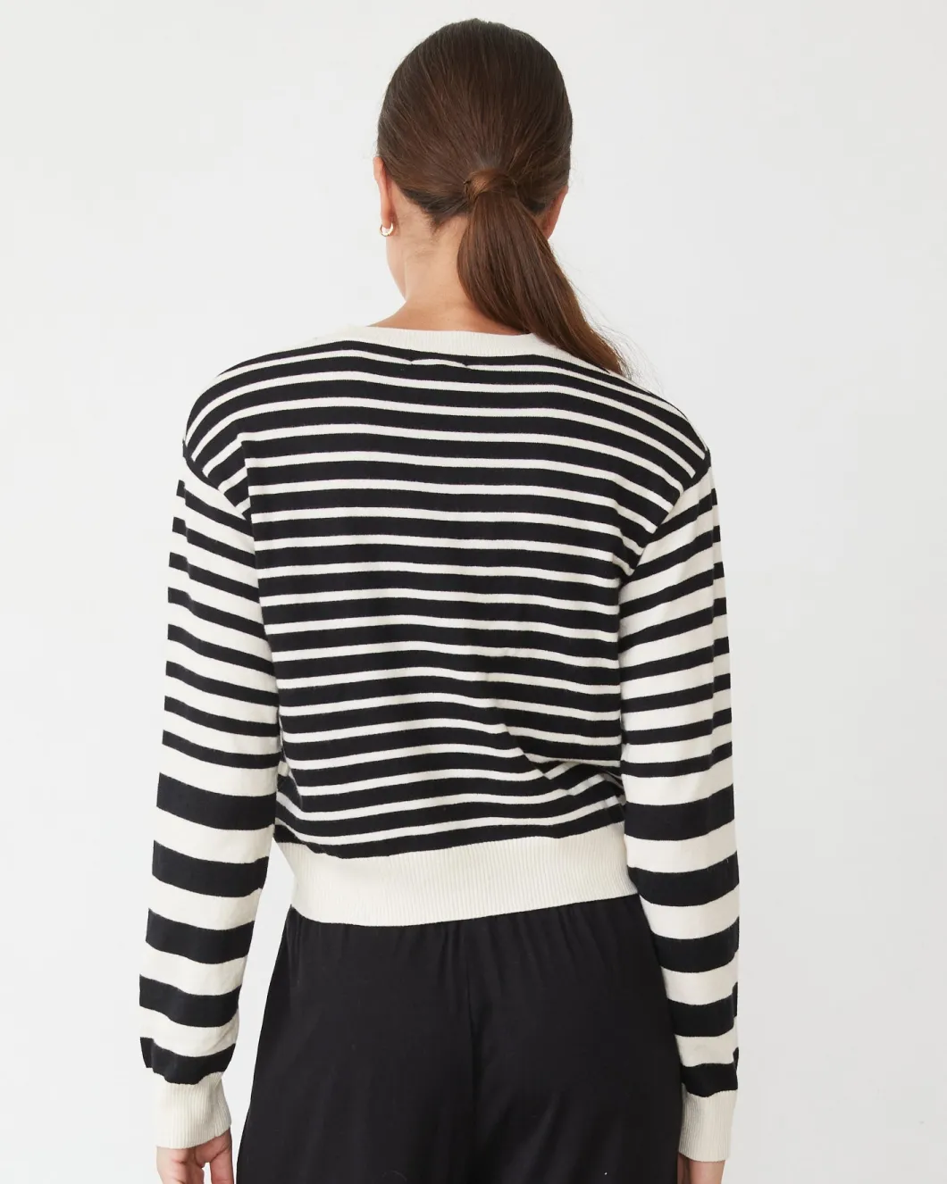 MONROW Lightknit Stripe V Neck IVORY/BLACK Best