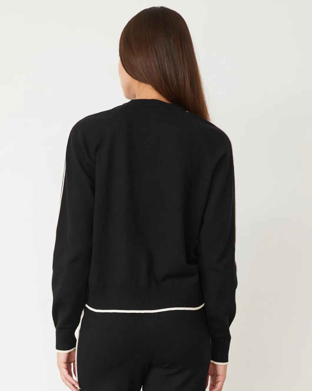 MONROW Lightknit Sweater With Contrast Piping BLACK Online